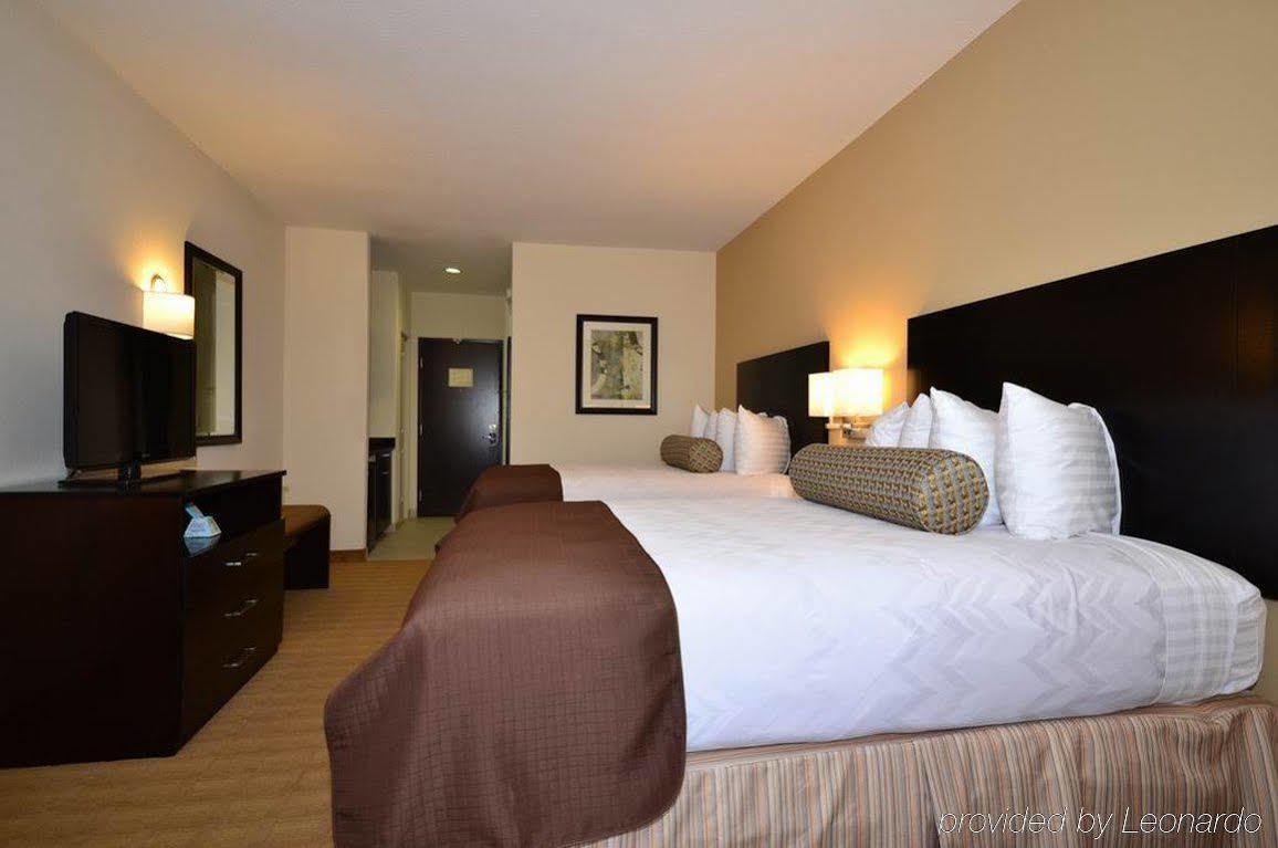 Best Western Plus Lytle Inn And Suites מראה חיצוני תמונה